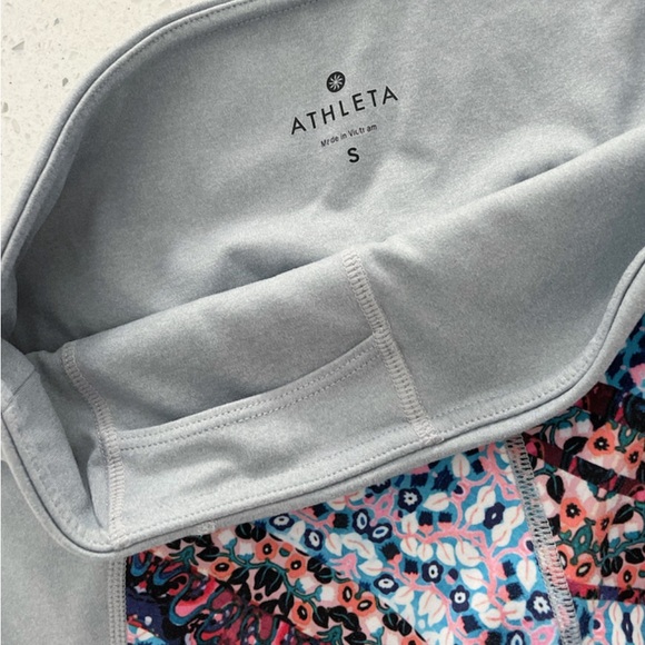ATHLETA Powervita Crop Leggings Multi-Color Print NOMAD SALUTATION MESH Women S - Picture 3 of 9